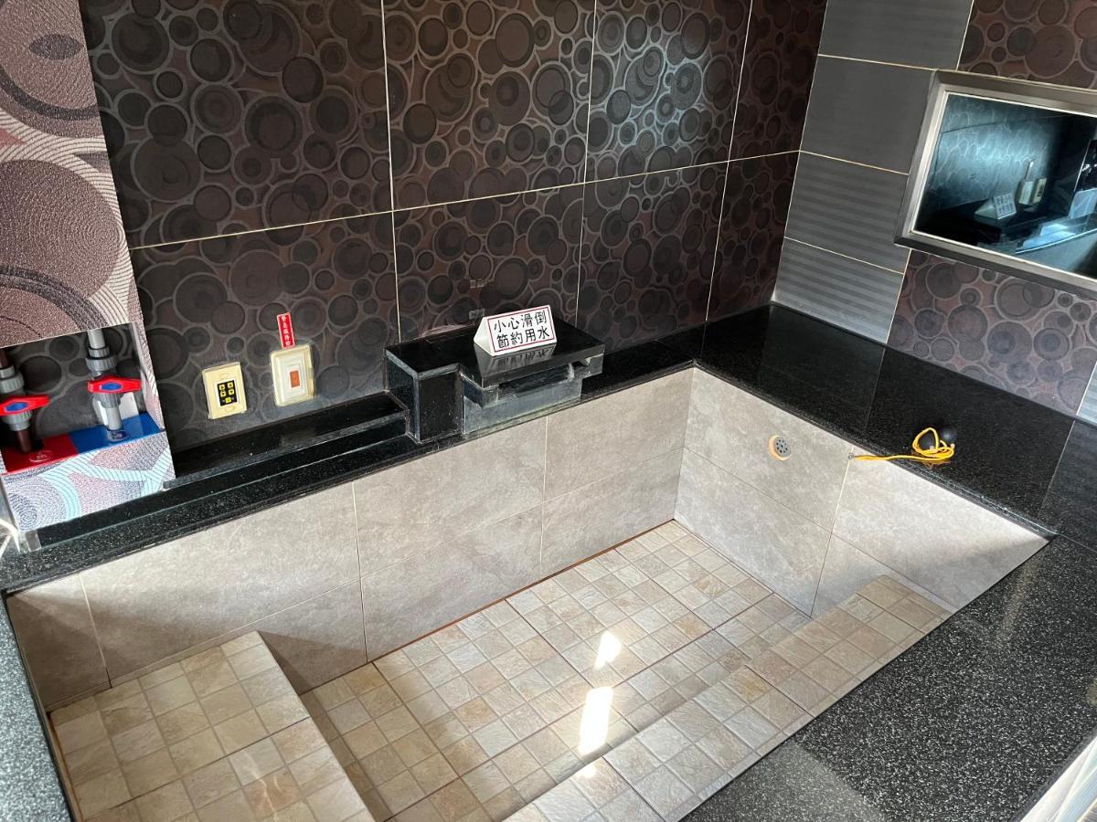 Jin Spa Resort Hotel Цзиньшань Экстерьер фото