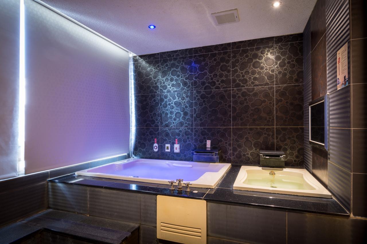 Jin Spa Resort Hotel Цзиньшань Экстерьер фото